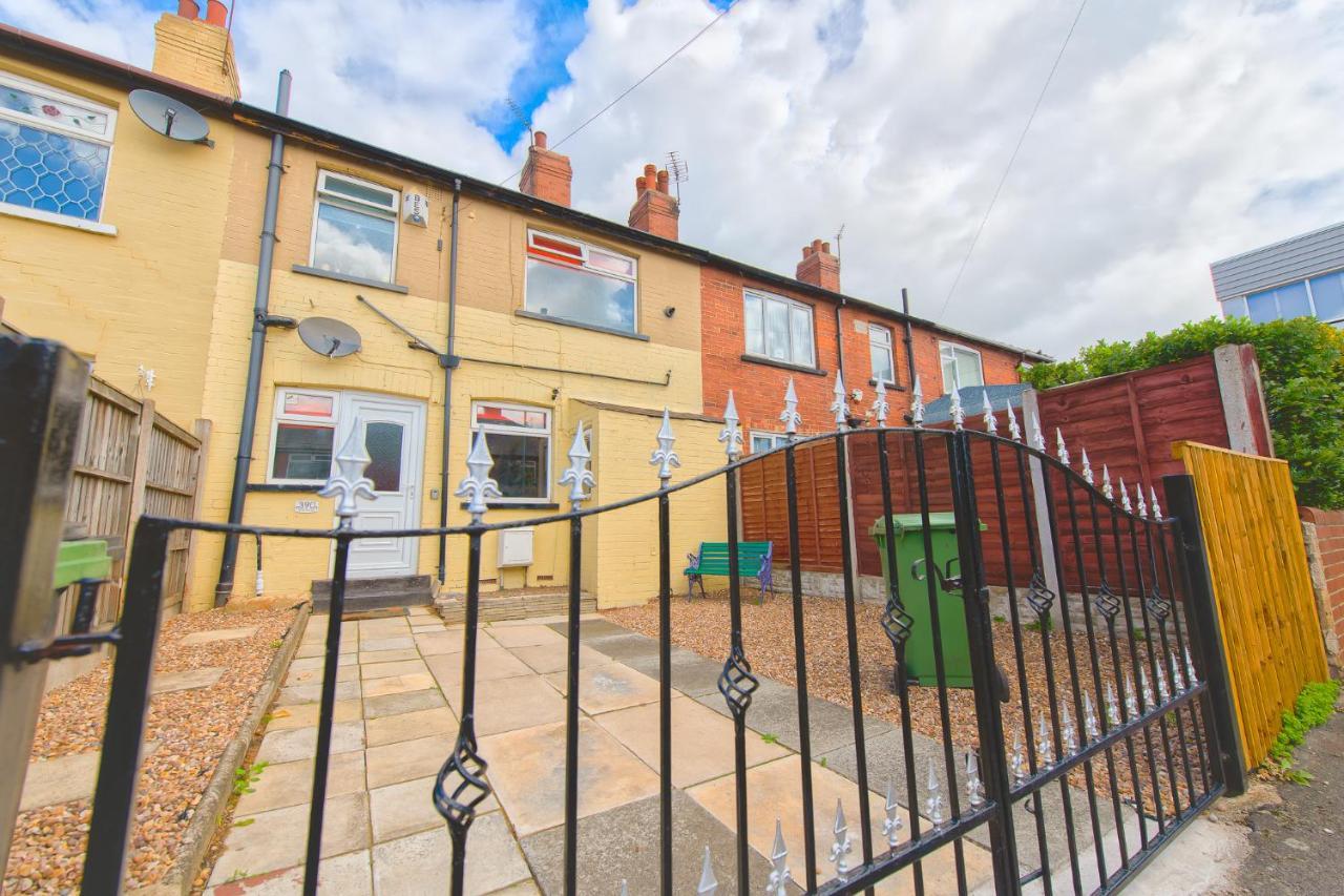 York House - Short Stay Leeds Leeds  Exteriör bild